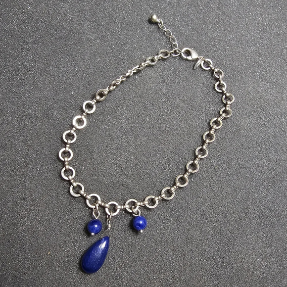 Vintage Avon Blue Stone Bead Dangle Bracelet Silver Tone 10 In Adjustable shows - Picture 1 of 6
